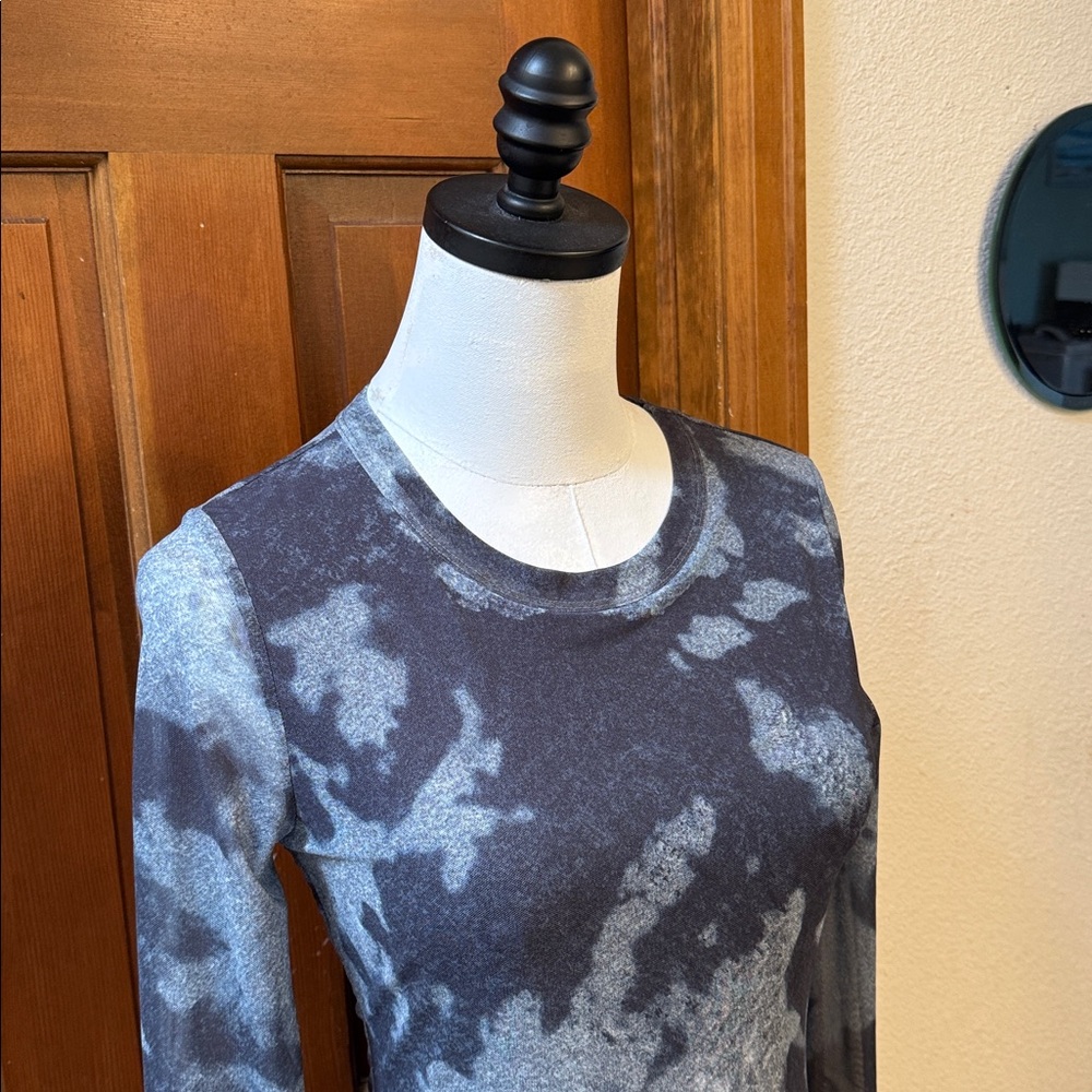 PRICE FIRM NWT rag & bone Yana Printed Mesh LS Tee Patterned Tee Size SP - Picture 11 of 12